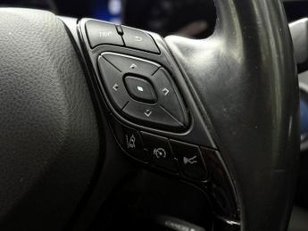 Toyota C-HR 1.8 VVT-h Icon CVT Euro 6 (s/s) 5dr