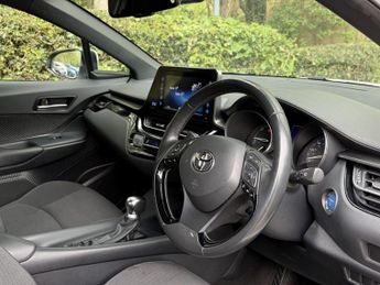 Toyota C-HR 1.8 VVT-h Icon CVT Euro 6 (s/s) 5dr