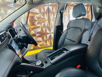 MG MG ZS 51.1kWh Trophy Auto 5dr
