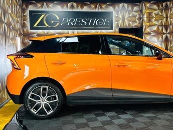 MG MG4 64kWh Trophy Long Range Auto 5dr