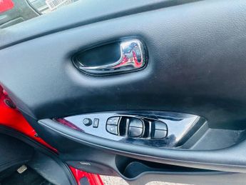 Nissan Leaf 30kWh Tekna Auto 5dr