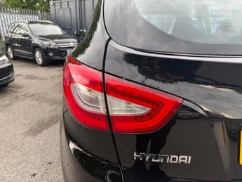 Hyundai ix35 1.7 CRDi SE Euro 5 (s/s) 5dr (Nav)