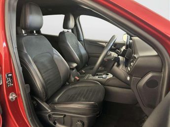 Ford Kuga 2.5 EcoBoost Duratec 14.4kWh ST-Line First Edition SUV 5dr Petro