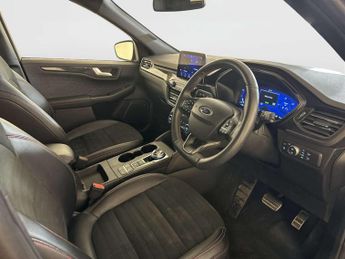 Ford Kuga 2.5 EcoBoost Duratec 14.4kWh ST-Line First Edition SUV 5dr Petro