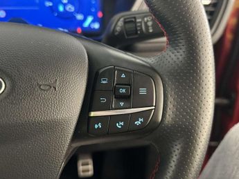 Ford Kuga 2.5 EcoBoost Duratec 14.4kWh ST-Line First Edition SUV 5dr Petro