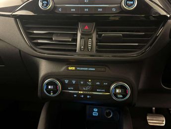 Ford Kuga 2.5 EcoBoost Duratec 14.4kWh ST-Line First Edition SUV 5dr Petro