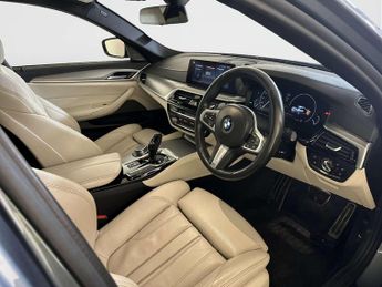 BMW 5 Series 2.0 530i GPF M Sport Saloon 4dr Petrol Auto Euro 6 (s/s) (252 ps