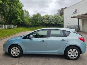 Vauxhall Astra 1.6 16v Exclusiv Euro 5 5dr