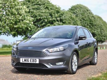 Ford Focus 1.0T EcoBoost Titanium Auto Euro 6 (s/s) 5dr