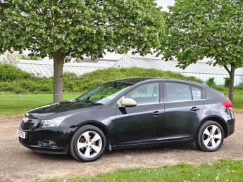 Chevrolet Cruze 2.0 VCDi LTZ Auto Euro 5 5dr