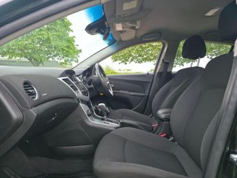 Chevrolet Cruze 2.0 VCDi LTZ Auto Euro 5 5dr