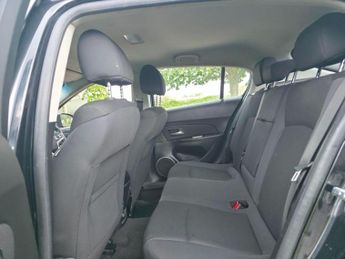 Chevrolet Cruze 2.0 VCDi LTZ Auto Euro 5 5dr