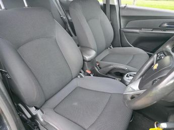 Chevrolet Cruze 2.0 VCDi LTZ Auto Euro 5 5dr