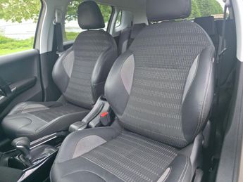 Peugeot 2008 1.2 PureTech Allure EAT Euro 6 (s/s) 5dr