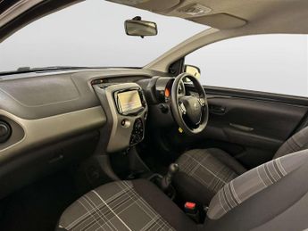 Peugeot 108 1.0 Active Hatchback 5dr Petrol Manual Euro 6 (68 ps)