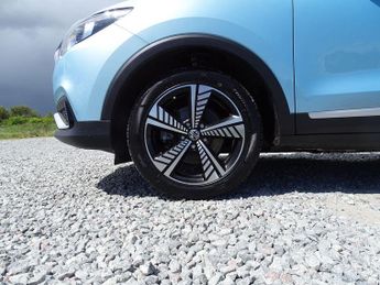 MG MG ZS 44.5kWh Exclusive Auto 5dr