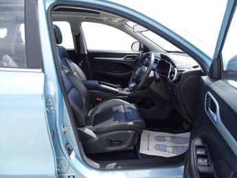 MG MG ZS 44.5kWh Exclusive Auto 5dr