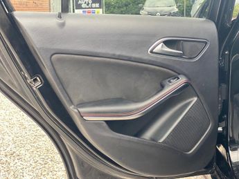 Mercedes-Benz A Class 1.5 A180 CDI AMG Sport 7G-DCT Euro 5 (s/s) 5dr