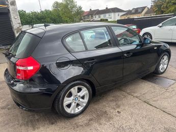 BMW 1 Series 2.0 118d SE Euro 4 5dr