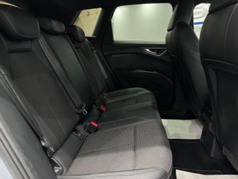Audi Q4 e-tron 40 S line Auto 5dr 82kWh