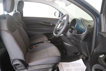 Fiat 500e 42kWh Icon Auto 3dr