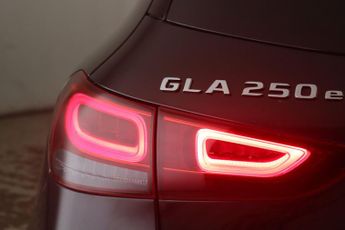 Mercedes-Benz GLA 1.3 GLA250e 15.6kWh Exclusive Edition 8G-DCT Euro 6 (s/s) 5dr