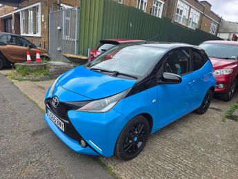 Toyota AYGO 1.0 VVT-i x-cite x-shift Euro 6 5dr