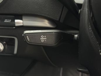 Audi A3 2.0 TDI 35 S line S Tronic Euro 6 (s/s) 4dr