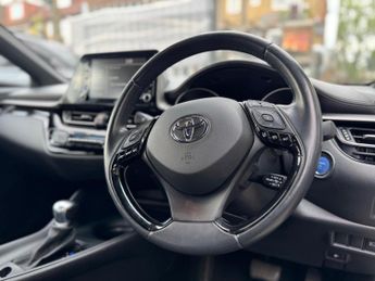 Toyota C-HR 1.8 VVT-h Icon CVT Euro 6 (s/s) 5dr