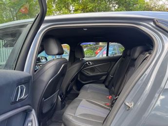BMW 1 Series 1.5 118i M Sport (LCP) DCT Euro 6 (s/s) 5dr