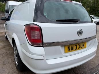Vauxhall Astra Van 1.7 CDTi ecoFLEX 16v Club Car Derived Van 3dr Diesel Manual FWD 