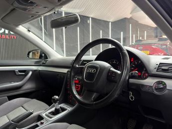 Audi A4 Avant 2.0 TDI S line 5dr