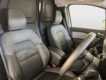 Nissan Townstar 45kWh Acenta Panel Van 6dr Electric Auto L1 (122 ps)