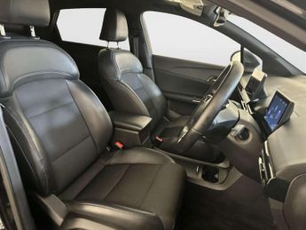 MG MG4 64kWh Trophy Long Range Hatchback 5dr Electric Auto (203 ps)