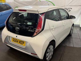 Toyota AYGO 1.0 VVT-i x-play Euro 5 5dr Euro 5