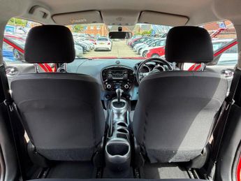 Nissan Juke 1.6 Acenta SUV 5dr Petrol XTRON Euro 6 (117 ps)