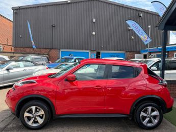 Nissan Juke 1.6 Acenta SUV 5dr Petrol XTRON Euro 6 (117 ps)