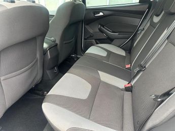 Ford Focus 1.6 Zetec S Powershift Euro 5 5dr