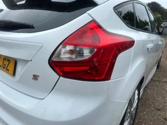 Ford Focus 1.6 Zetec S Powershift Euro 5 5dr