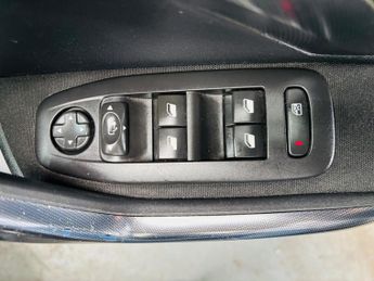Peugeot 2008 1.2 PureTech Allure EAT Euro 6 (s/s) 5dr