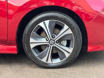 Nissan Leaf 40kWh Tekna Auto 5dr