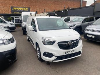 Vauxhall Combo 1.5 Turbo D 2300 Sportive L2 H1 Euro 6 4dr