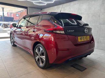 Nissan Leaf 40kWh Tekna Auto 5dr