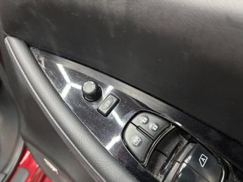 Nissan Leaf 40kWh Tekna Auto 5dr