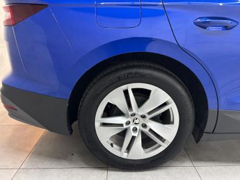 Skoda Enyaq iV 62kWh 60 Auto 5dr (DC120kW)
