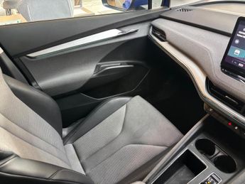 Skoda Enyaq iV 62kWh 60 Auto 5dr (DC120kW)