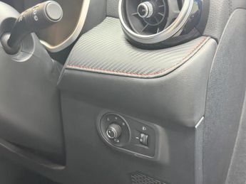 MG MG ZS 51.1kWh Trophy Auto 5dr