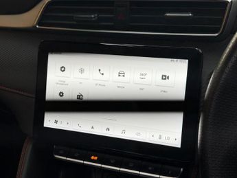 MG MG ZS 51.1kWh Trophy Auto 5dr