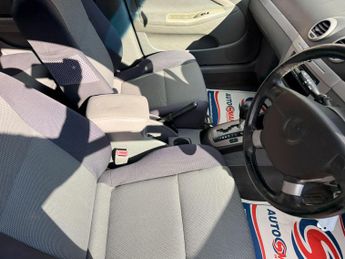Chevrolet Lacetti 1.8 SX 5dr