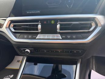 BMW 3 Series 2.0 330e 12kWh SE Pro Auto Euro 6 (s/s) 4dr